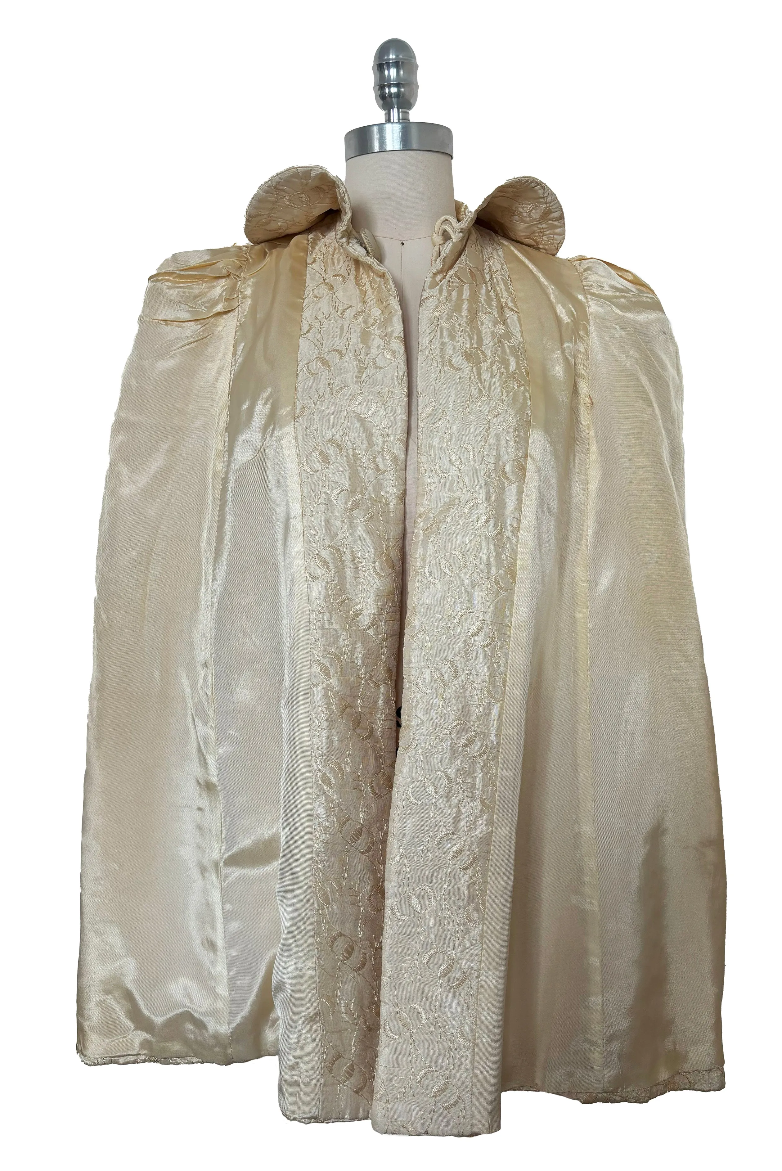 1940s Vintage Cream Embroidered Cape, Extra Small to Medium