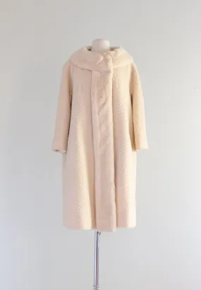 1960's Ivory Wool Cocoon Coat With Beaver Fur Trim and Collar / M