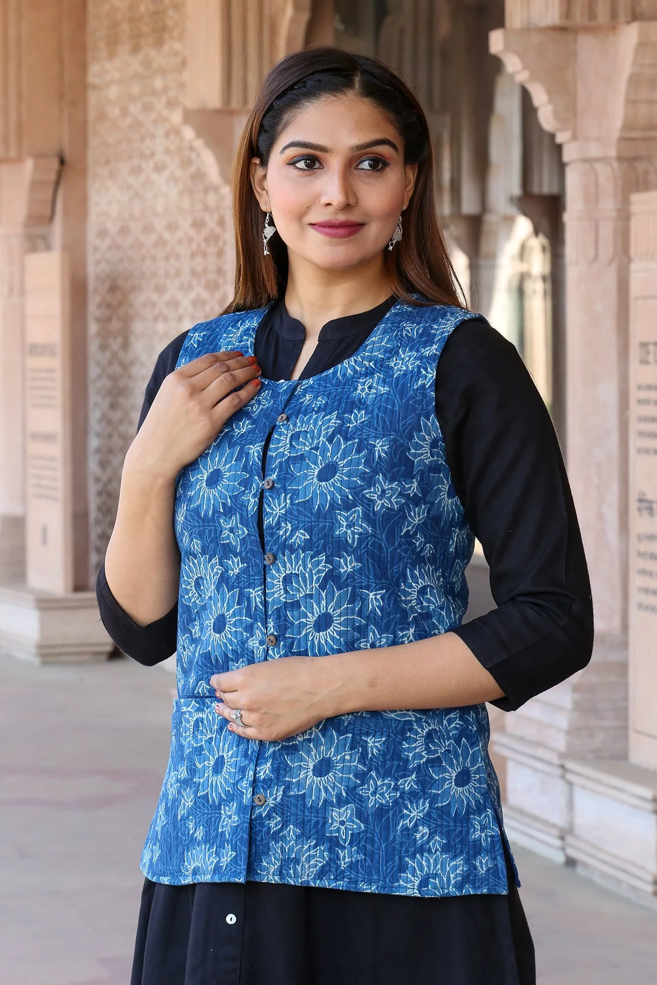 Cotton Quilted Jacket In Indigo Print