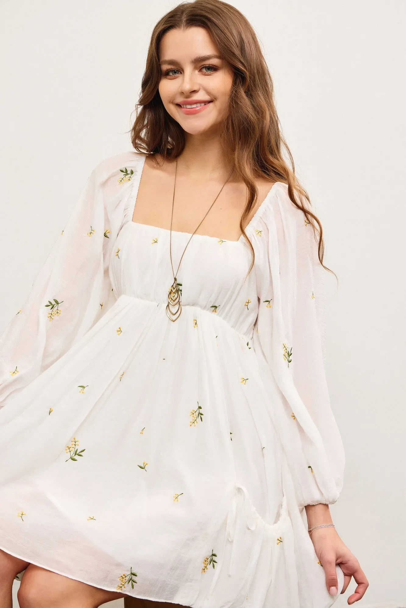 EMBROIDERED FLOWER DRESS - OFF WHITE