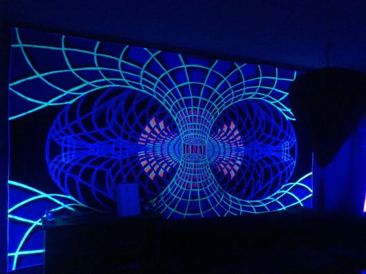 Giant UV Banner :  Yellow Continuum