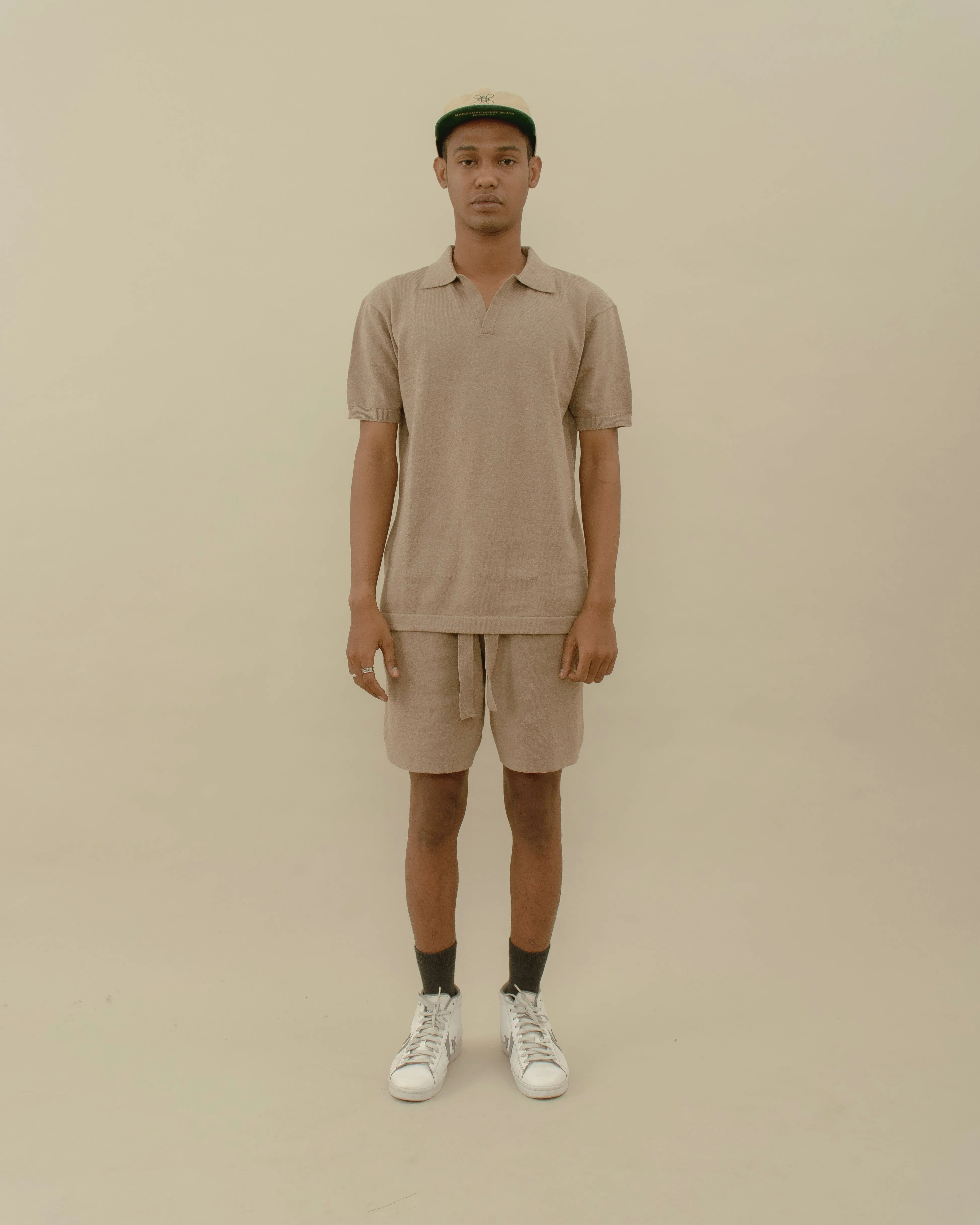 Men Basic Knit Polo T-shirt Brown
