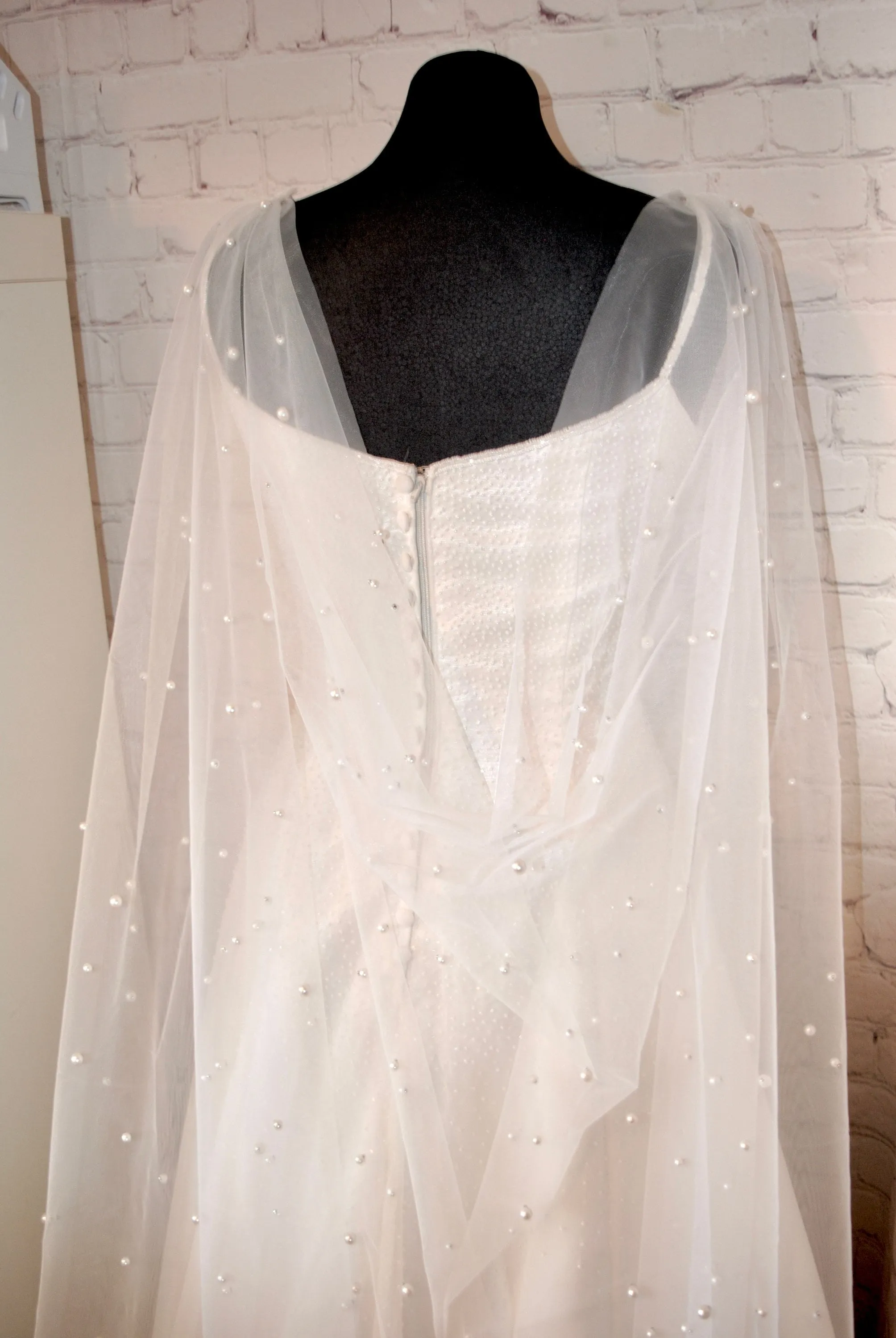 Pearl Wedding Cape