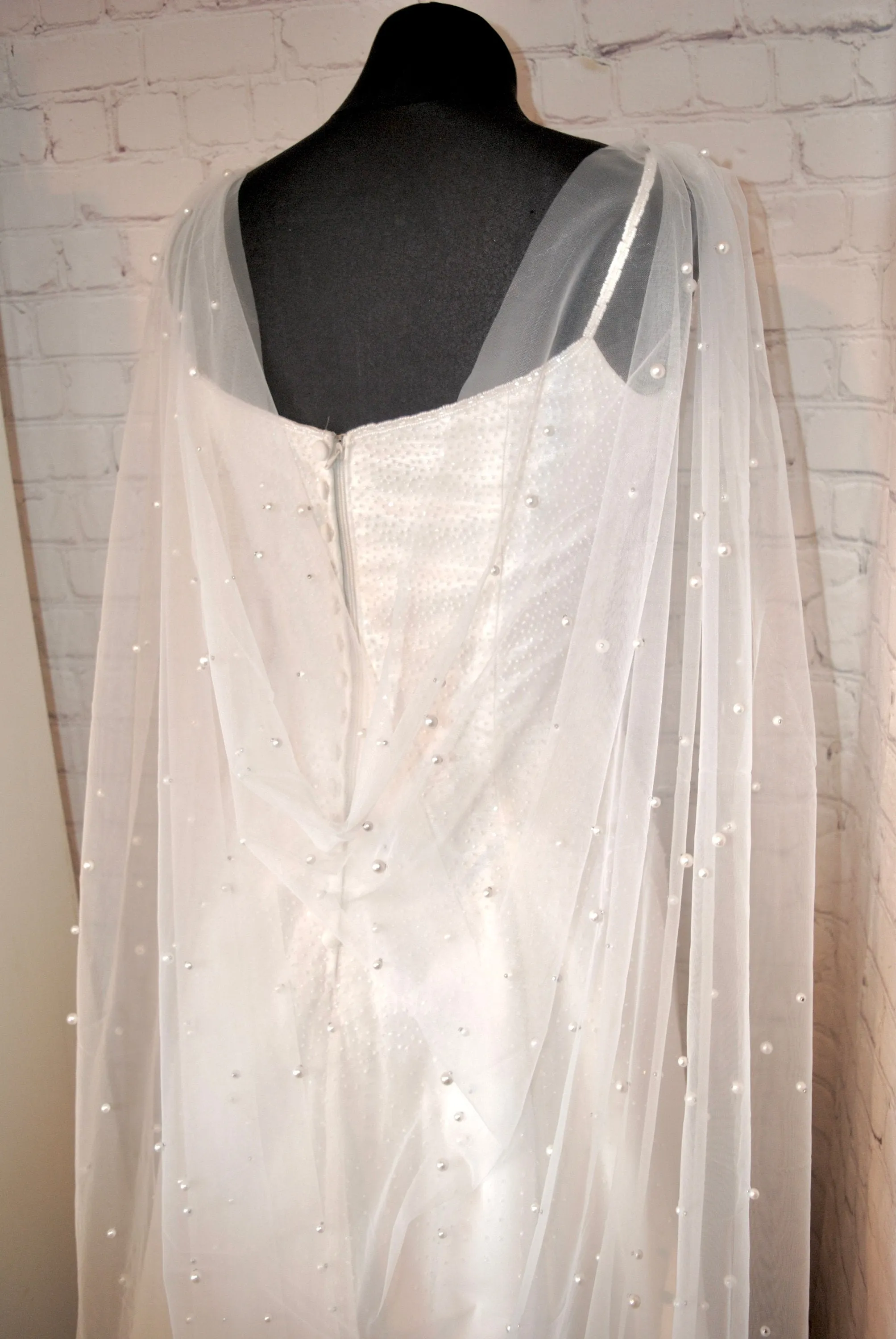 Pearl Wedding Cape