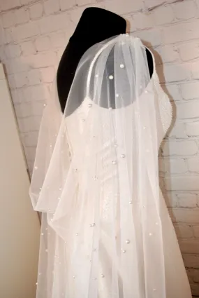 Pearl Wedding Cape