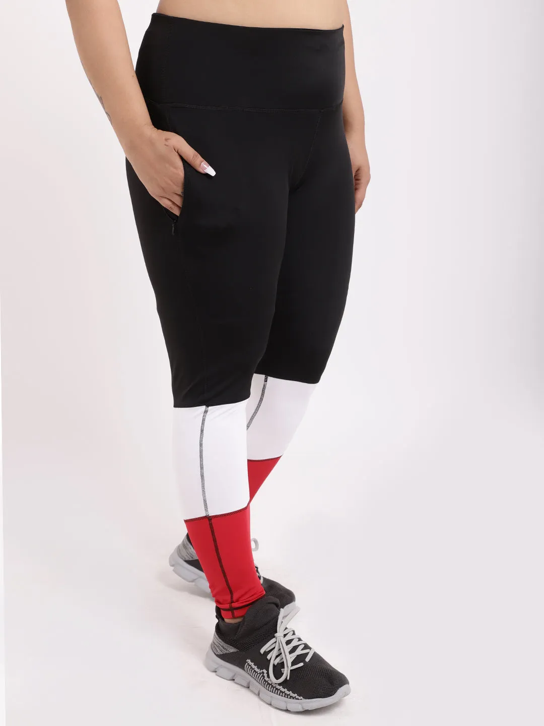Red Black Tres Chic Leggings