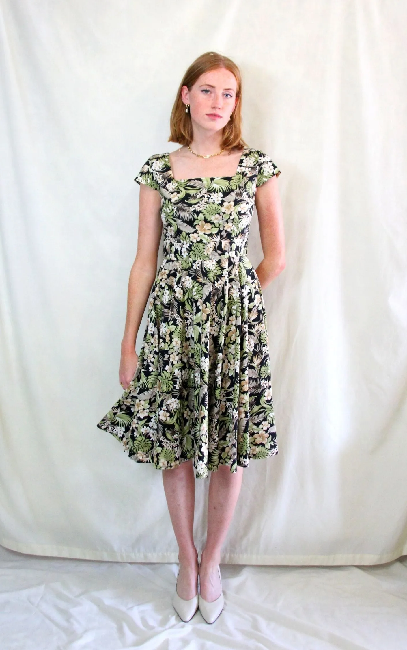 RENT Vintage Style 1950s Swing Dress