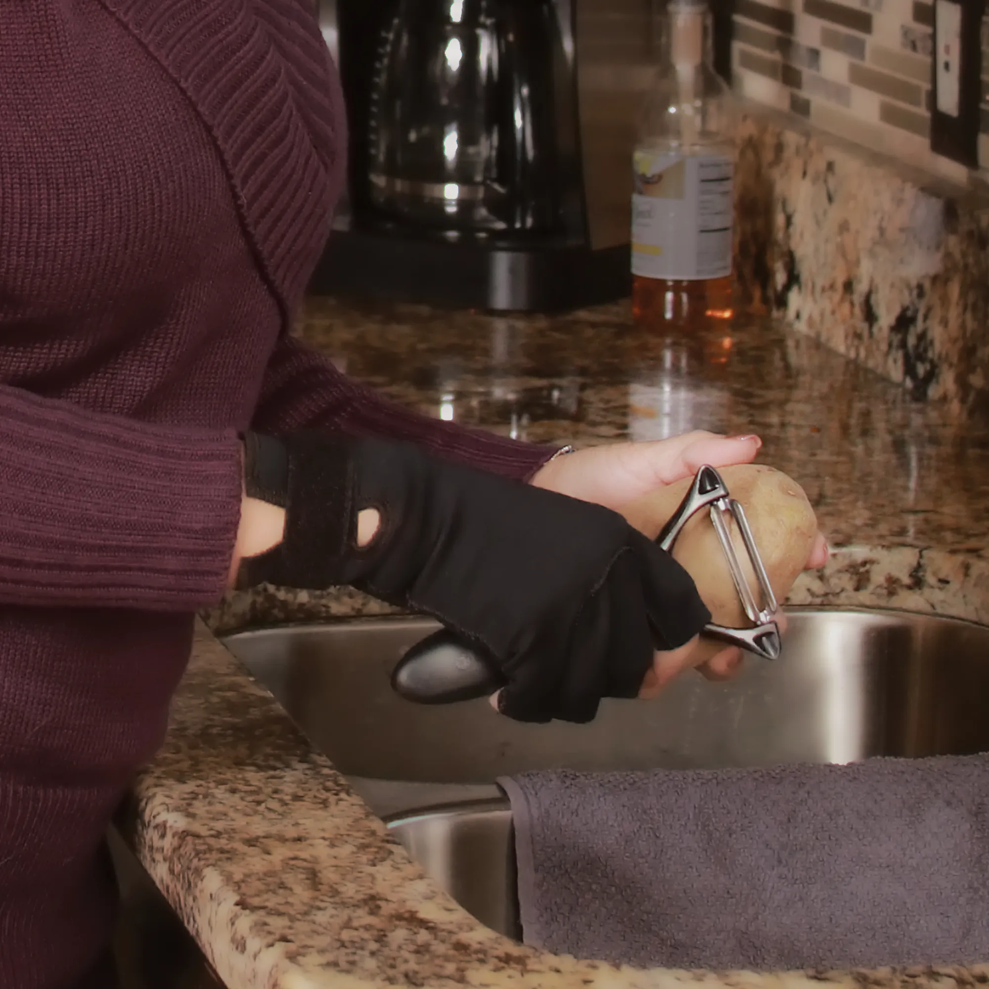 Swede-O Thermal Carpal Tunnel Glove